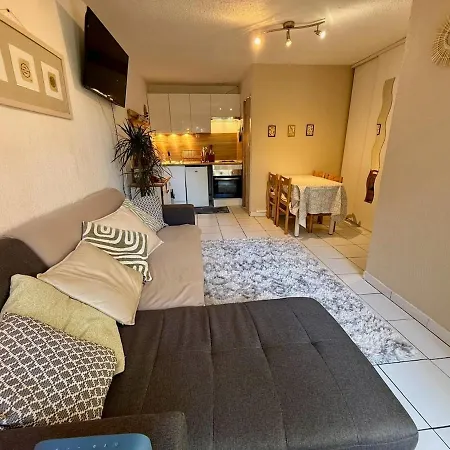 Maisonnette Cosy Dans Les Pins Proche Ocean